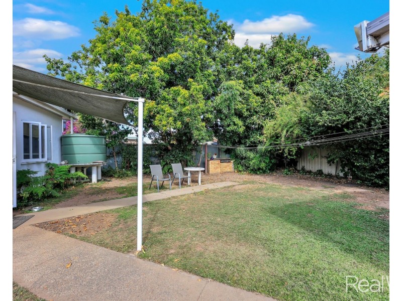 15 McVeigh Street, Kepnock QLD 4670