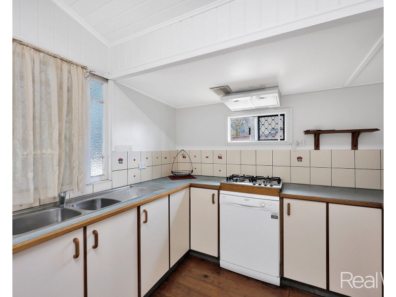 7 Beatrice Street, Walkervale QLD 4670