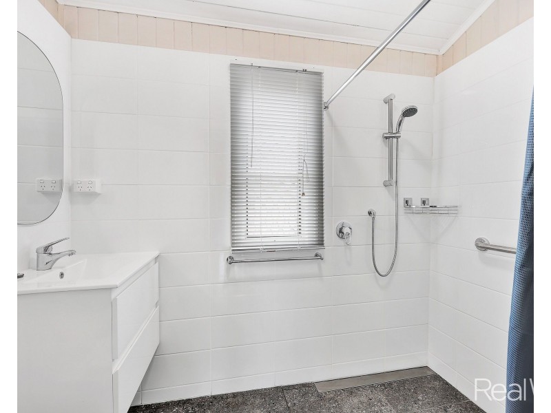 7 Beatrice Street, Walkervale QLD 4670