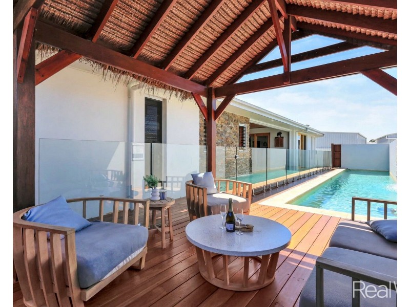 35 Sanctuary Drive, Ashfield QLD 4670