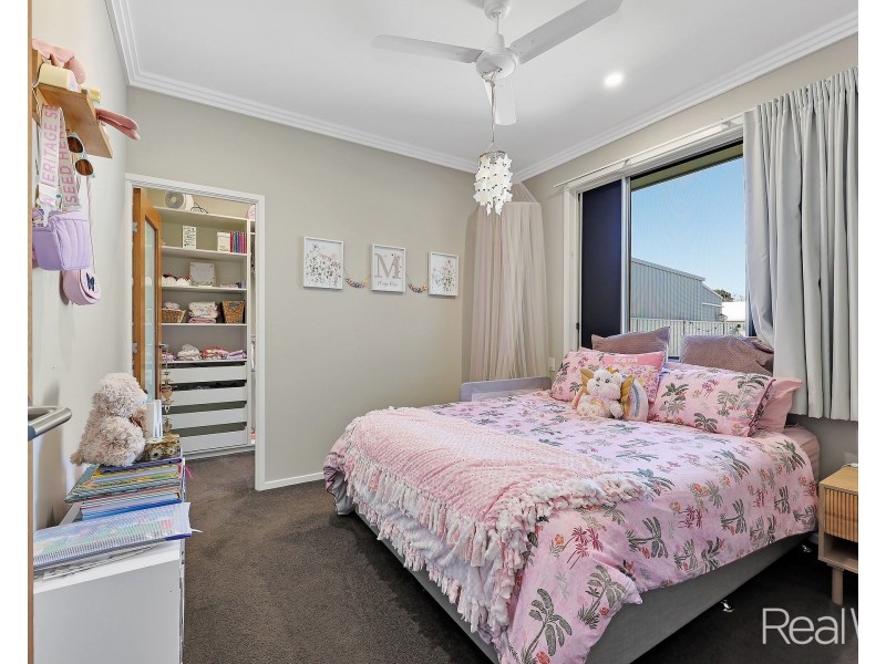 35 Sanctuary Drive, Ashfield QLD 4670