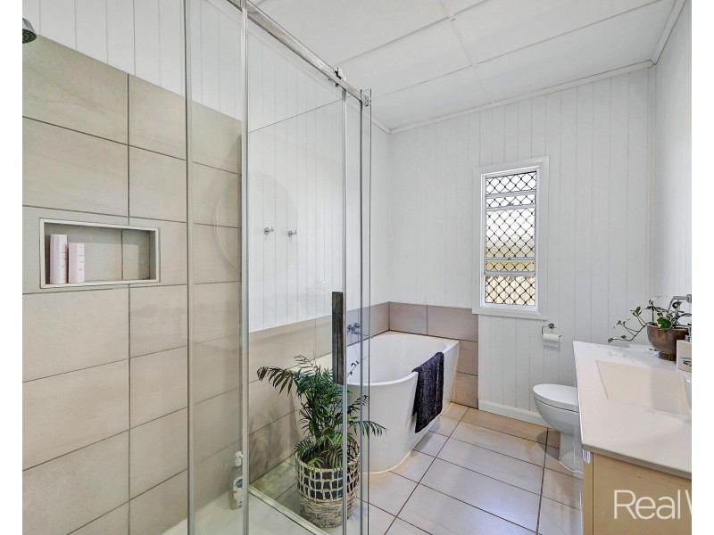 36 Williams Road, Svensson Heights QLD 4670