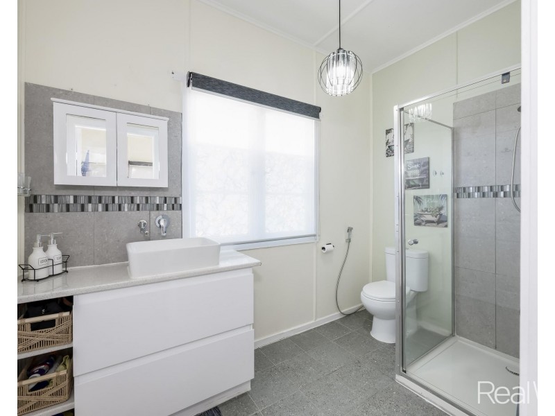 5 Bunda Street, Bundaberg East QLD 4670
