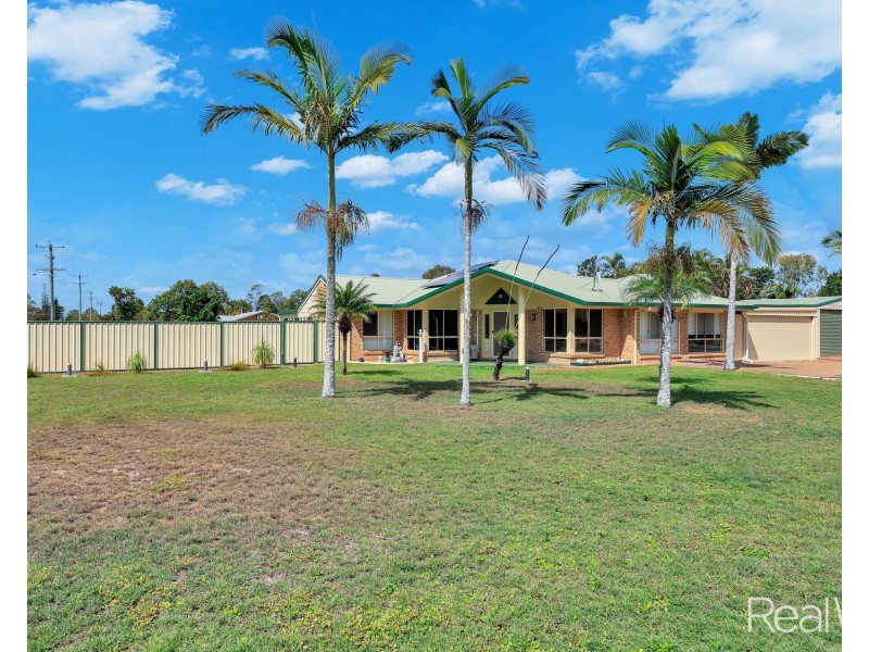 1 Belluna Crescent, Gooburrum QLD 4670
