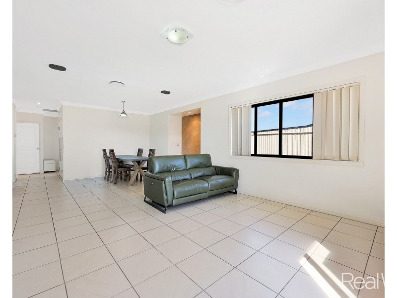 19 Rokeby Court, Branyan QLD 4670