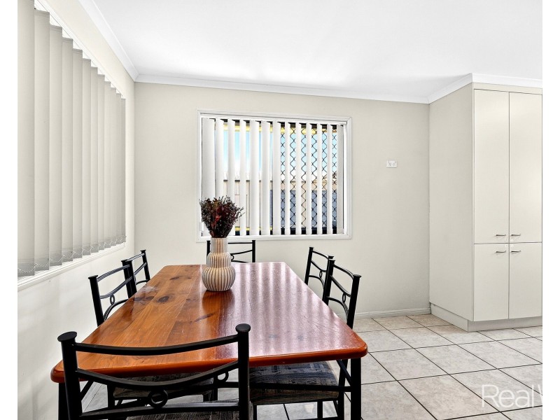 104 Clearview Avenue, Thabeban QLD 4670