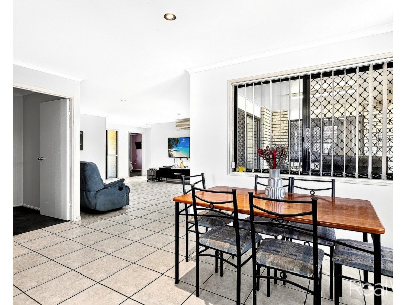 104 Clearview Avenue, Thabeban QLD 4670