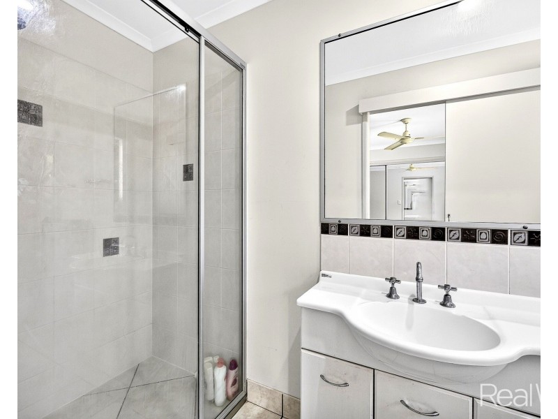 104 Clearview Avenue, Thabeban QLD 4670