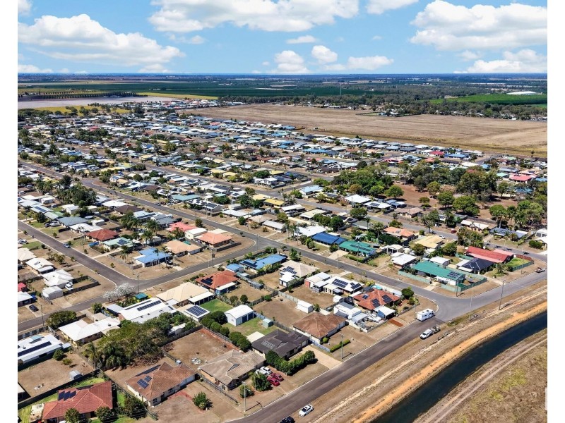104 Clearview Avenue, Thabeban QLD 4670