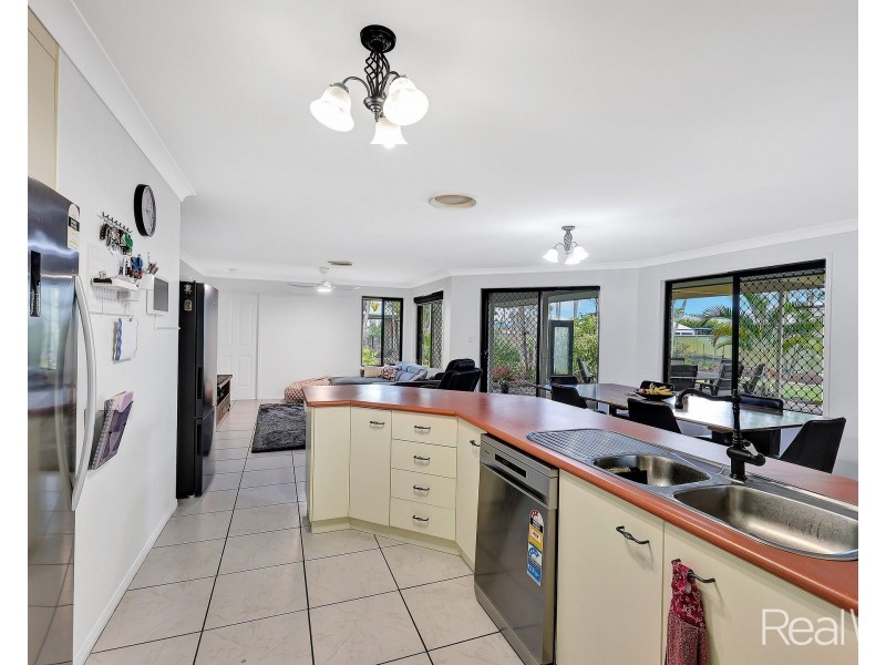 56 Pinto Avenue, Branyan QLD 4670