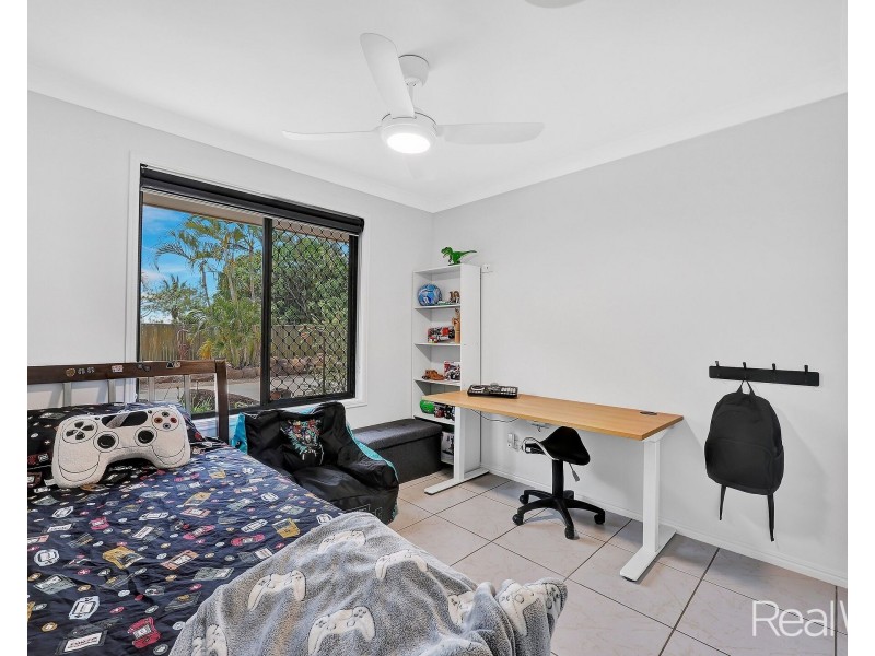 56 Pinto Avenue, Branyan QLD 4670