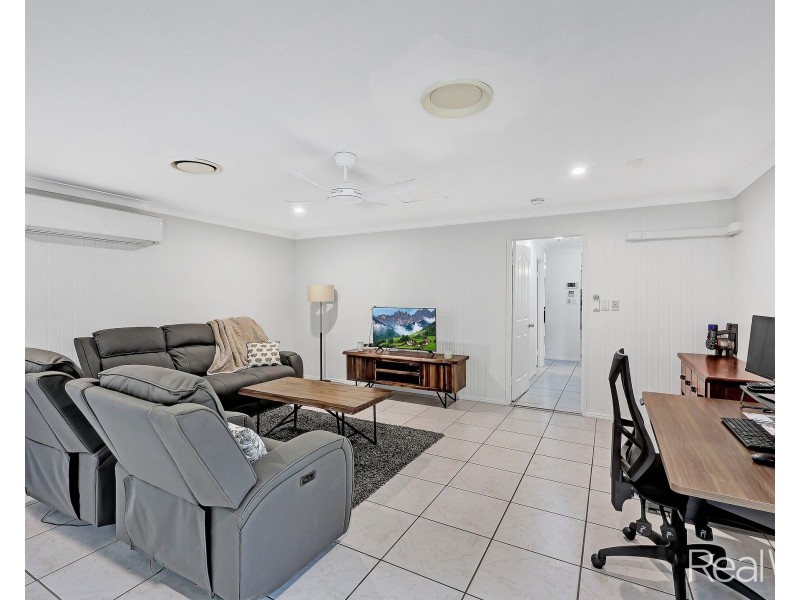 56 Pinto Avenue, Branyan QLD 4670