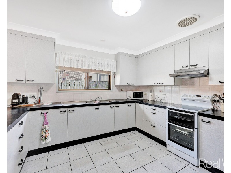 30 Cortes Drive, Thabeban QLD 4670
