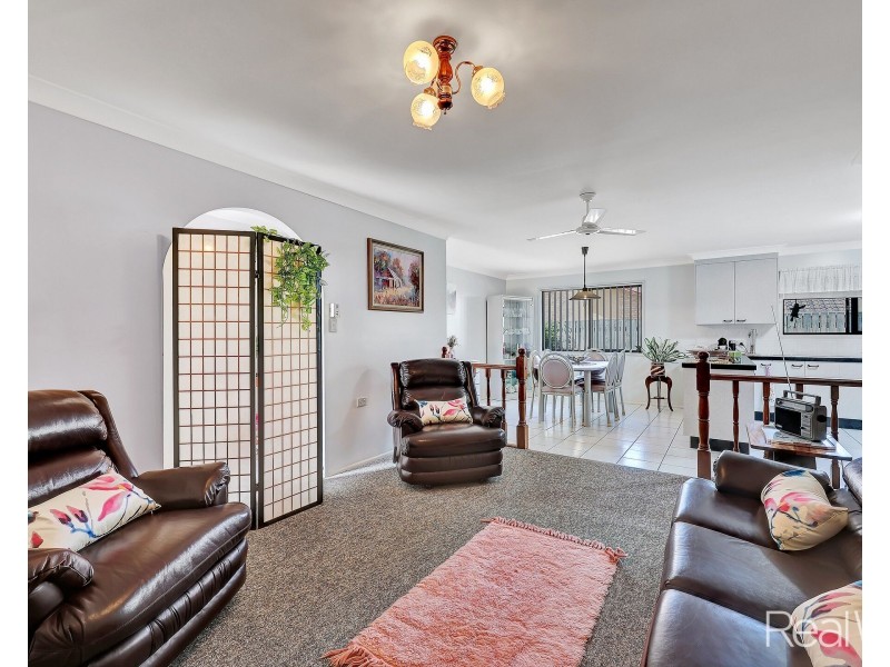 30 Cortes Drive, Thabeban QLD 4670