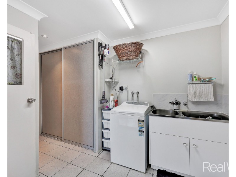 30 Cortes Drive, Thabeban QLD 4670