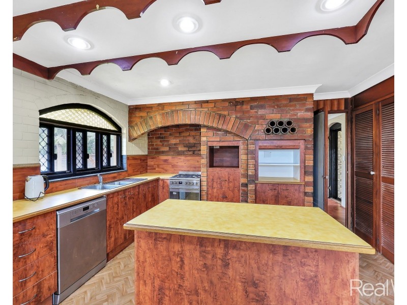60 Takalvan Street, Svensson Heights QLD 4670