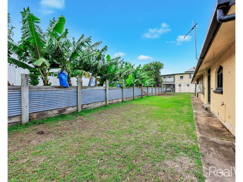 60 Takalvan Street, Svensson Heights QLD 4670
