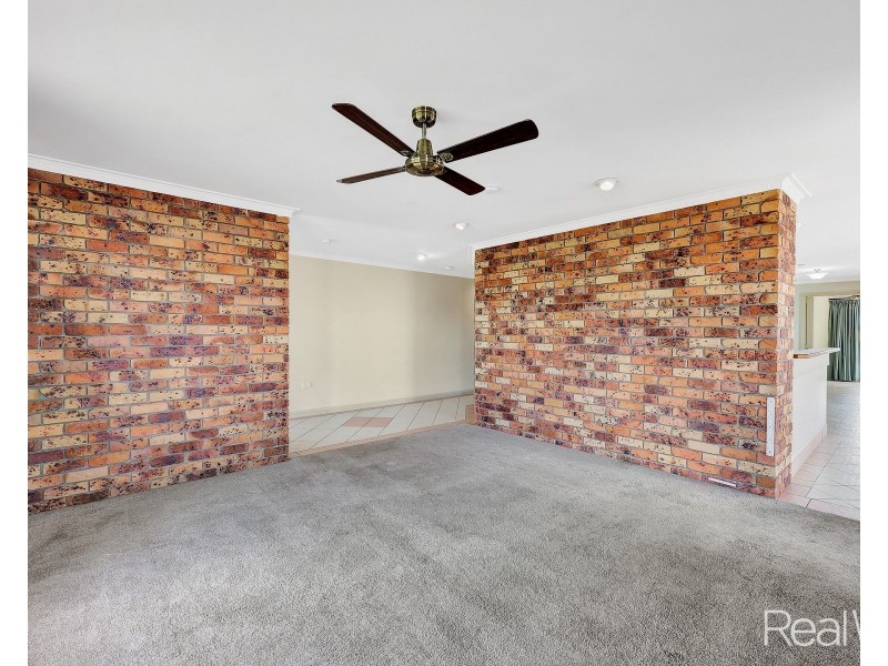 7 Laurel Street, Gooburrum QLD 4670
