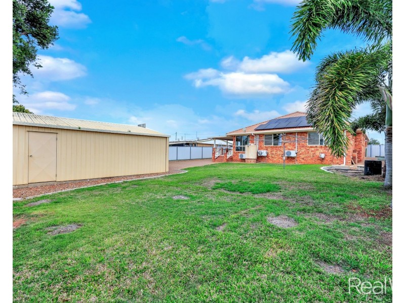 7 Laurel Street, Gooburrum QLD 4670