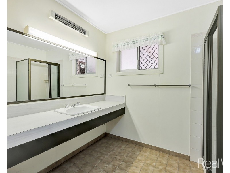 65 Montgomery Street, Svensson Heights QLD 4670