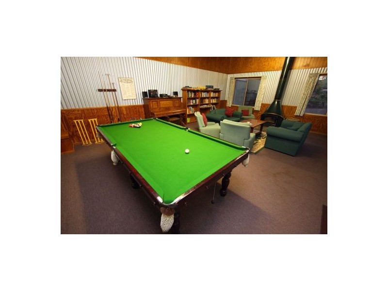 139 Metz Road, Old Bar NSW 2430