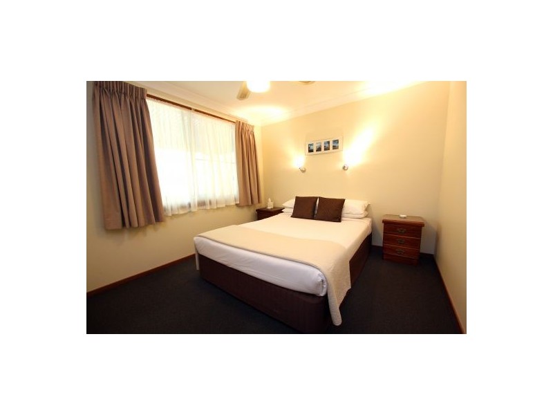 139 Metz Road, Old Bar NSW 2430