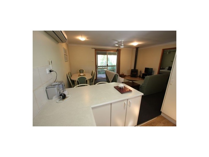 139 Metz Road, Old Bar NSW 2430