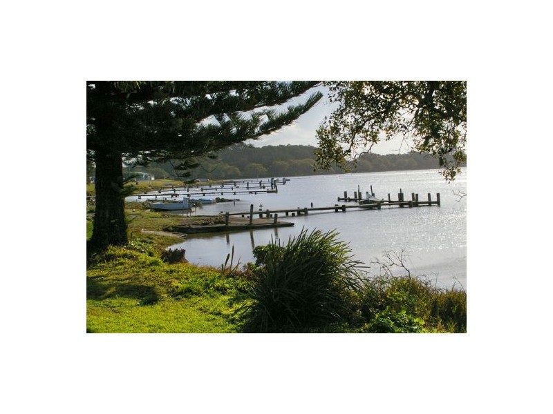 97 Main Street, Mitchells Island NSW 2430