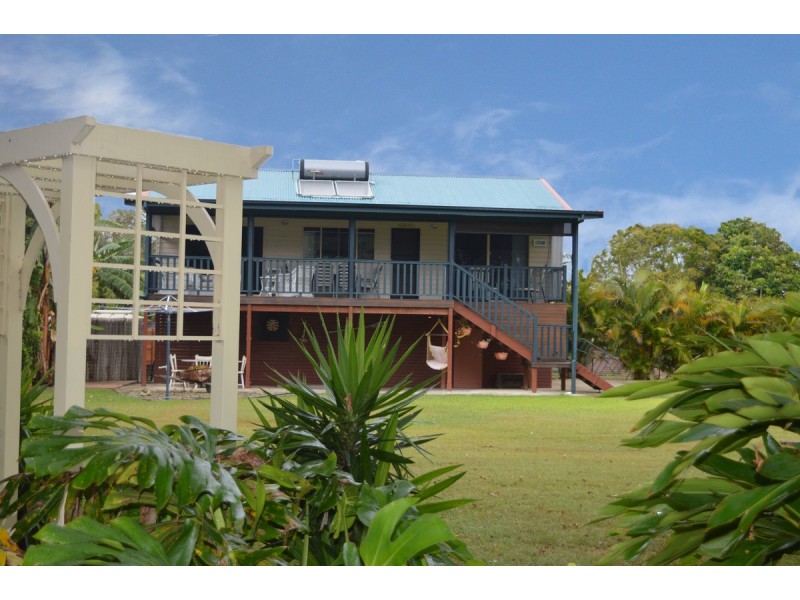 2 Yamba Street, Palmers Island NSW 2463