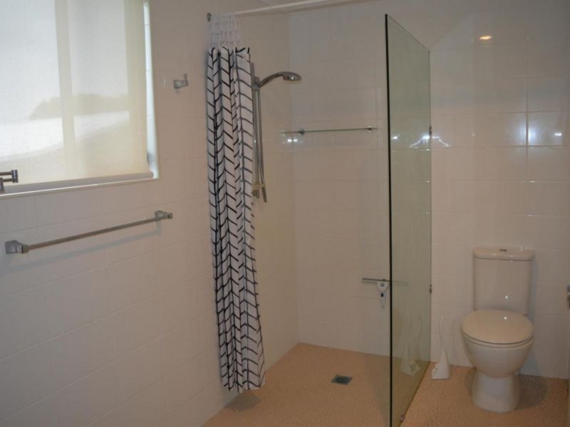 2 Yamba Street, Palmers Island NSW 2463