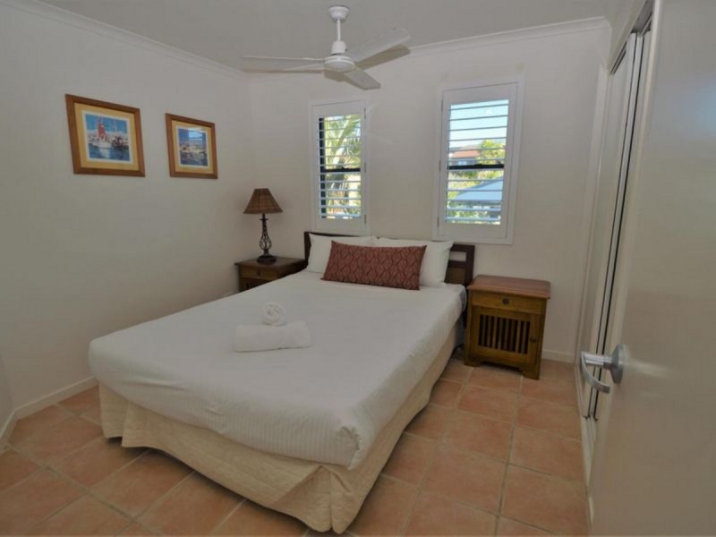 27/4 Queen  Street, Yamba NSW 2464
