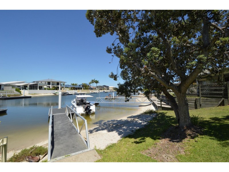 1 Nabilla Court, Yamba NSW 2464