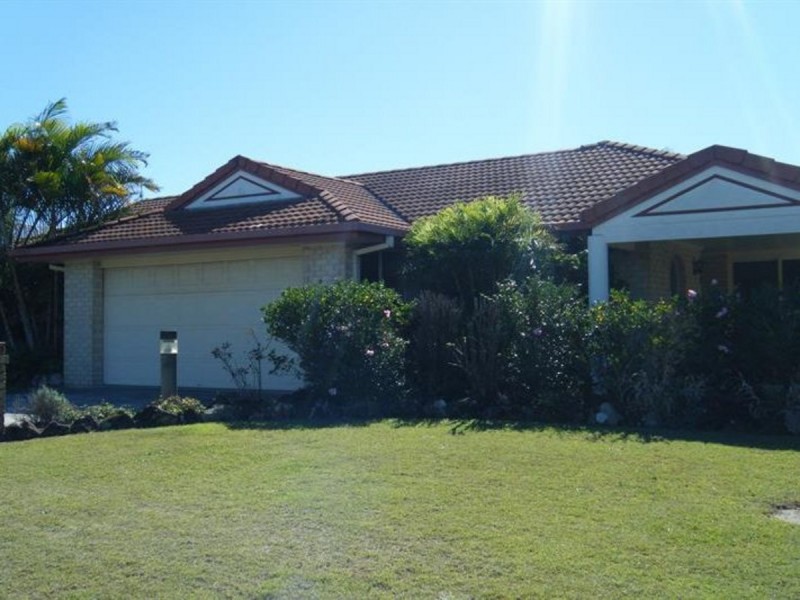 30 Palm Terrace, Yamba NSW 2464