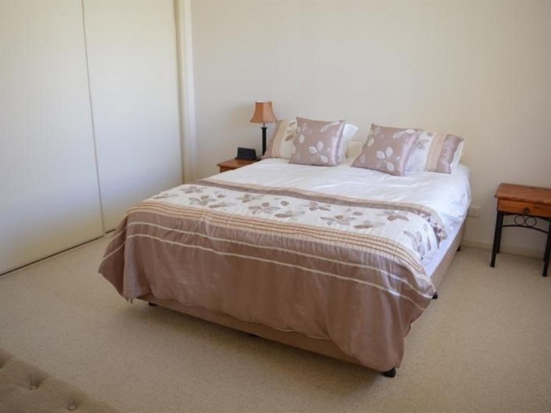 73 Park  Avenue, Yamba NSW 2464
