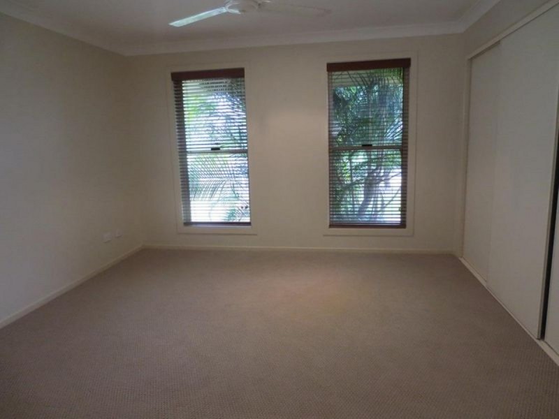 1/1 William Avenue, Yamba NSW 2464