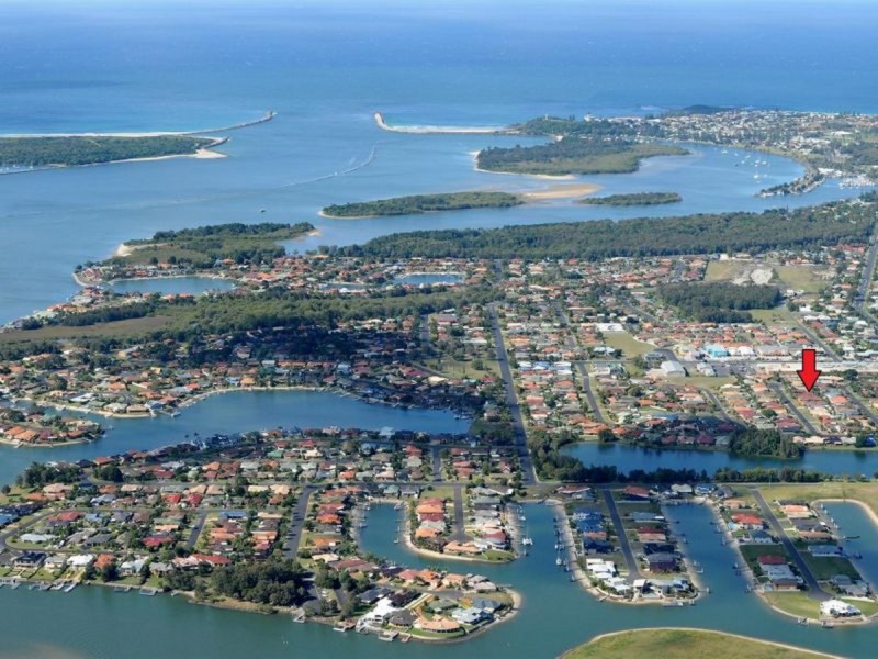 2/16 Heron Court, Yamba NSW 2464