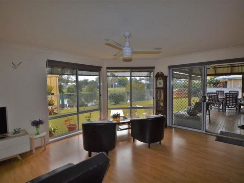 5 Newport Island Circuit, Yamba NSW 2464