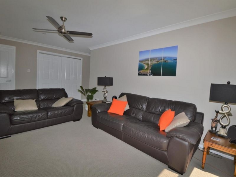 3 Investigators Place, Yamba NSW 2464