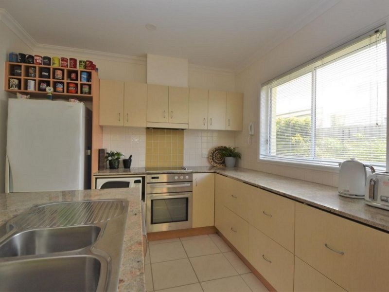 11 The Parkway, Yamba NSW 2464