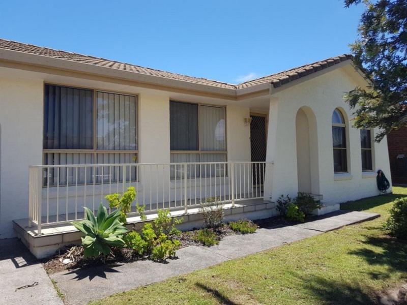 9 Heron Court, Yamba NSW 2464