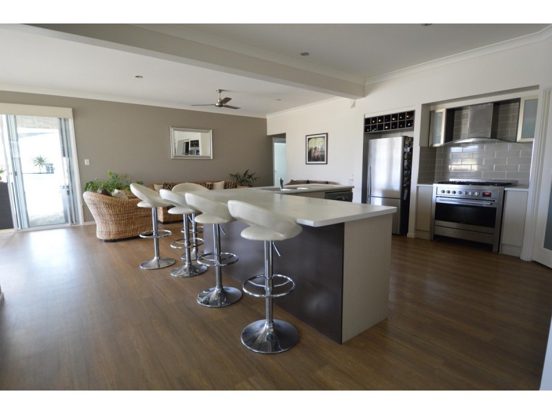 17 Barellan Avenue, Yamba NSW 2464