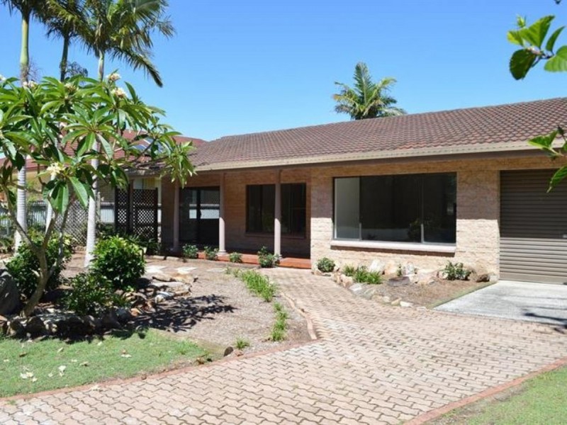 63 Shores Drive, Yamba NSW 2464