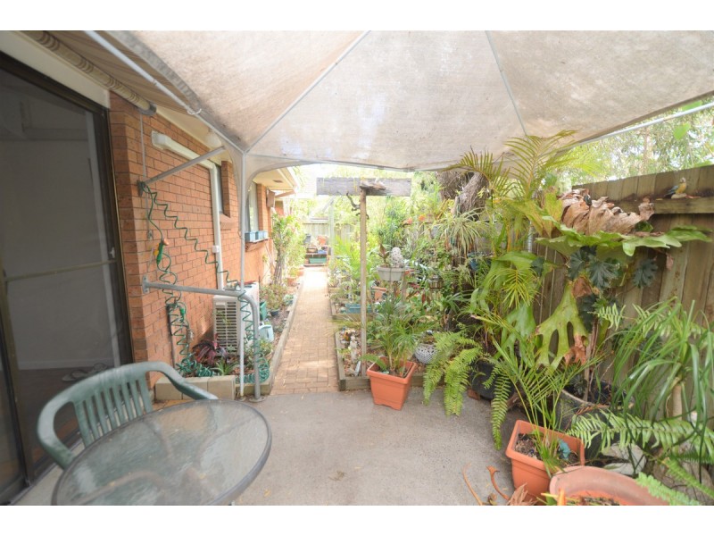 2/6 Roseland Avenue, Yamba NSW 2464