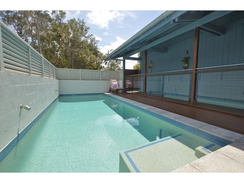 185 Lakes Bvd, Wooloweyah NSW 2464