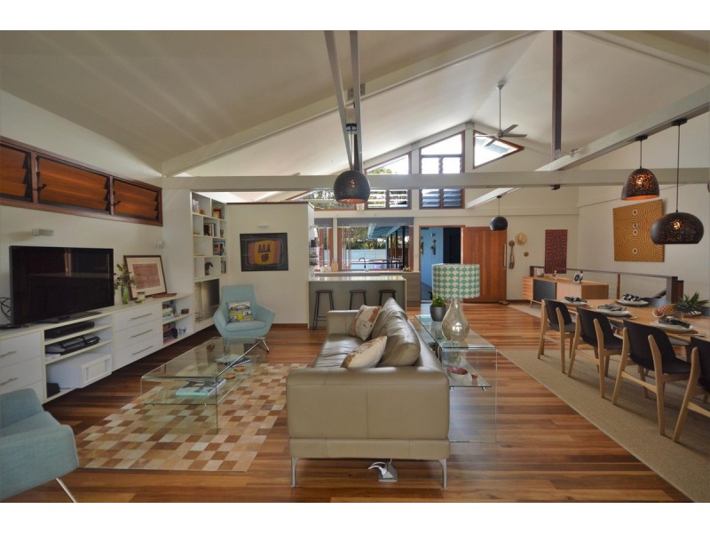 185 Lakes Bvd, Wooloweyah NSW 2464