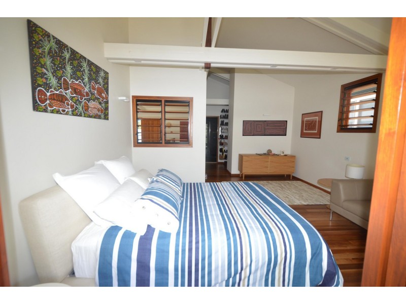 185 Lakes Bvd, Wooloweyah NSW 2464