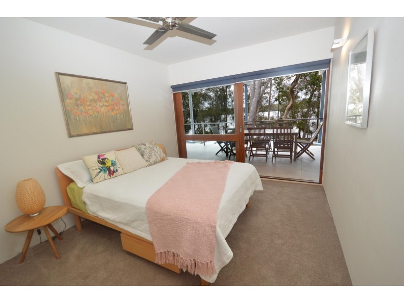 185 Lakes Bvd, Wooloweyah NSW 2464
