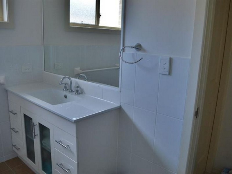73 Park  Avenue, Yamba NSW 2464