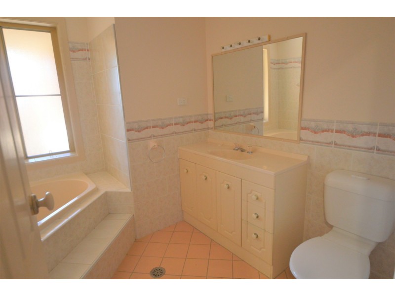 21 Mariners Way, Yamba NSW 2464