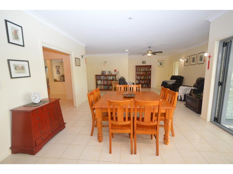 3 Newport Island Circuit, Yamba NSW 2464